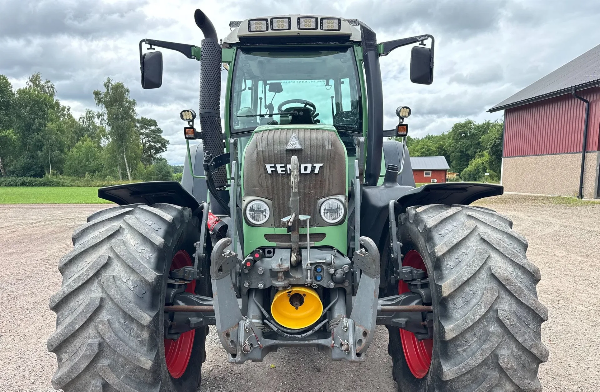 Used FENDT 820 VARIO 2008 tractors above 100hp for sale, 11,572h