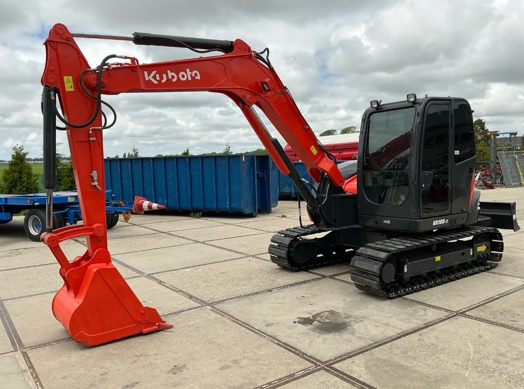 Usato Kubota KX185-3 2014 crawler excavator in vendita, 3,245h