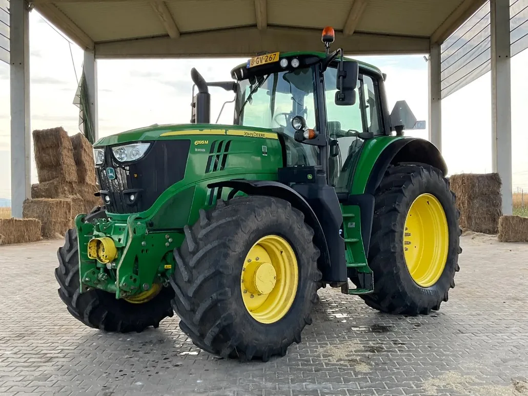 Usato JOHN DEERE 6195M 2018 tractors above 100hp in vendita, 8,300h