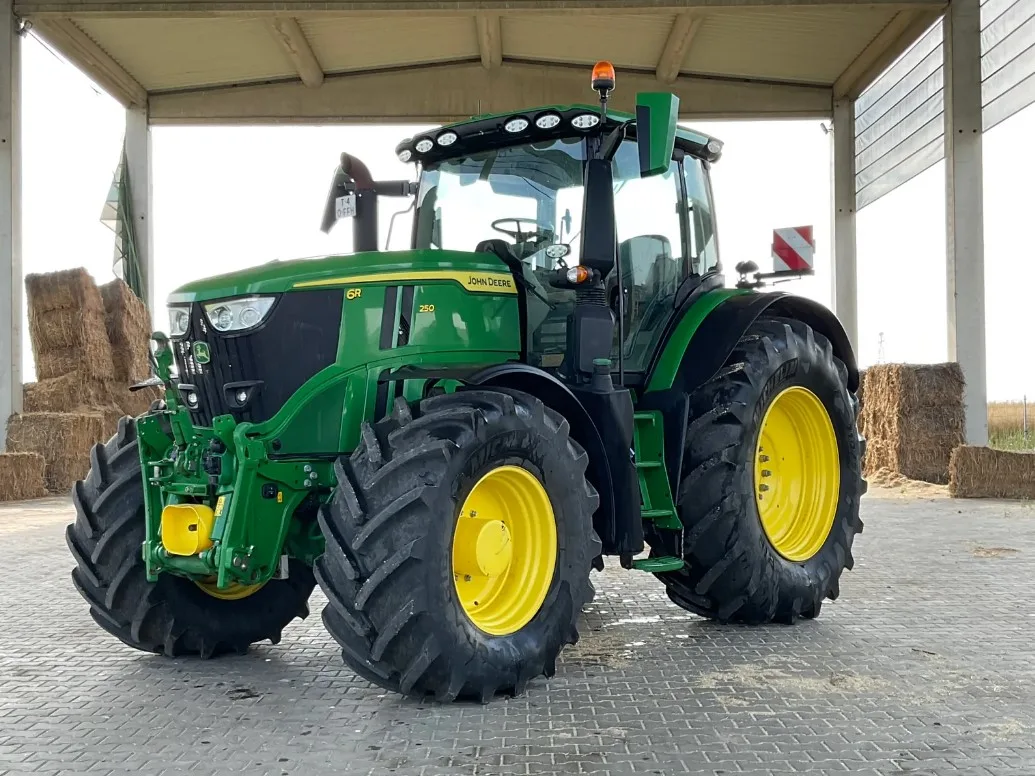Used JOHN DEERE 6R 250 2022 tractors above 100hp for sale, 3,300h