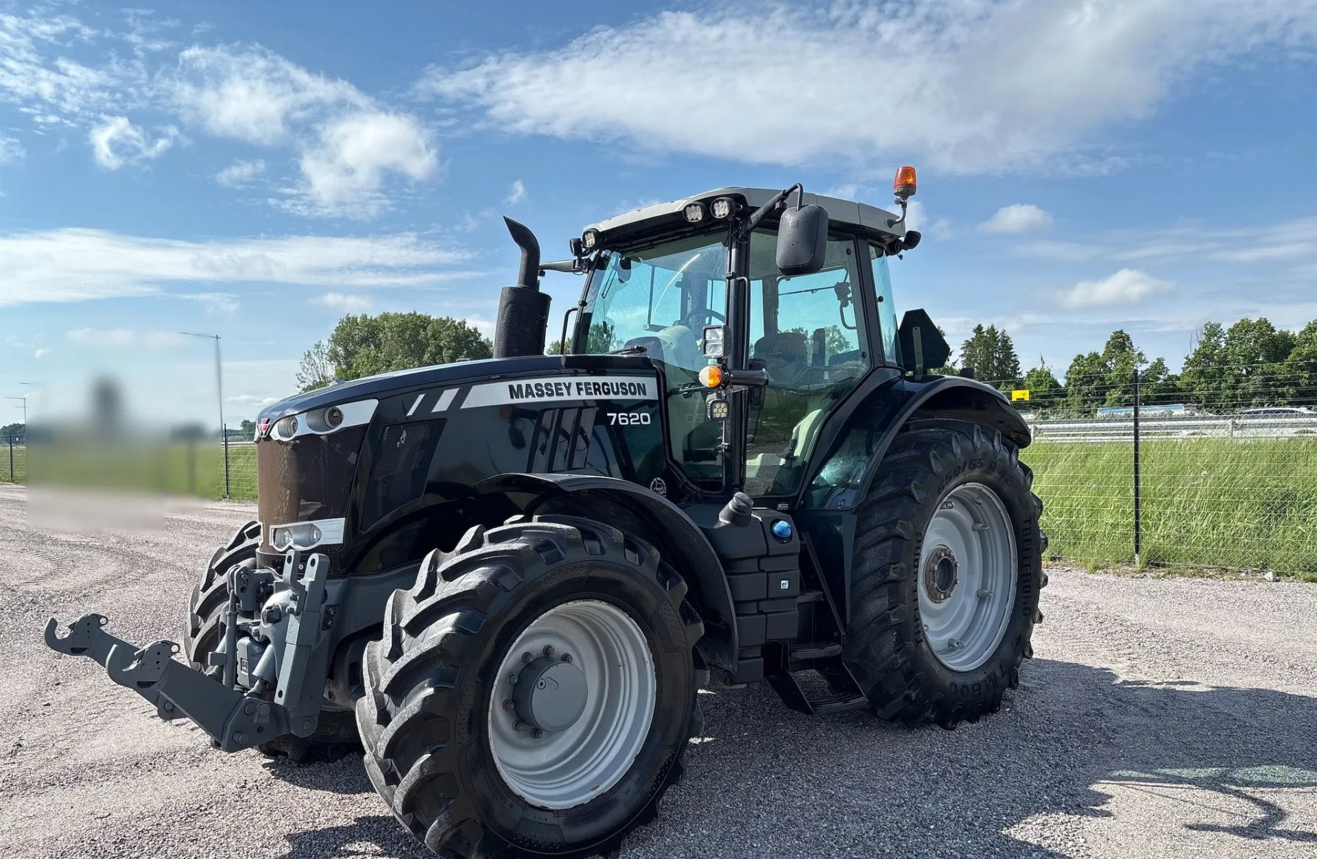 Używana MASSEY FERGUSON MF 7620 2013 tractors above 100hp na sprzedaż, 7,645h
